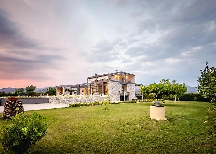 Gravaris House *