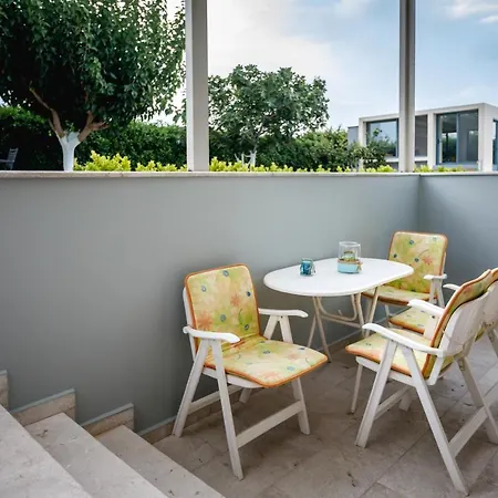 Gravaris House Apartment *