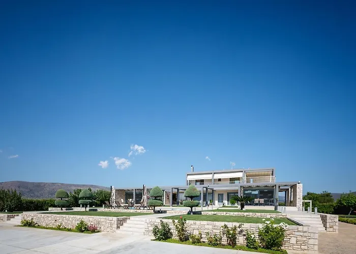 Gravaris House Апартаменты